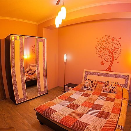 Квартира Подобово В Центрі На Вулиці Краківській 34 Площа Ринок Сам Центер Міста Львова Экстерьер фото